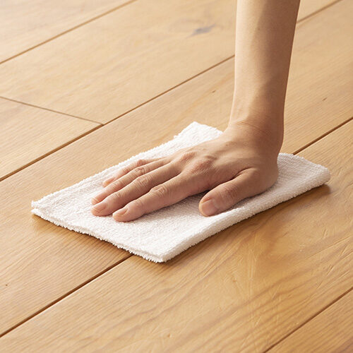Floor cleaning | Howmar Carpet Inc